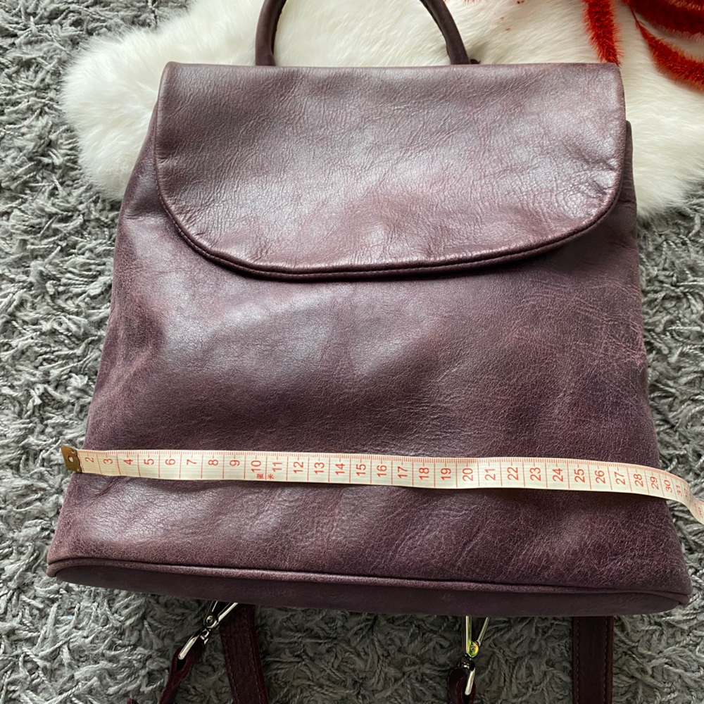 Roots Genuine Leather Backpack - Picture 8 of 10